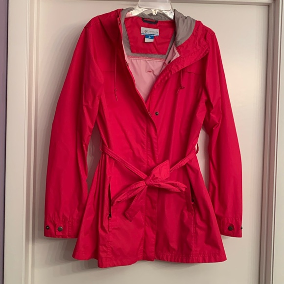 Columbia Jackets & Blazers - Woman’s Columbia Rain Jacket